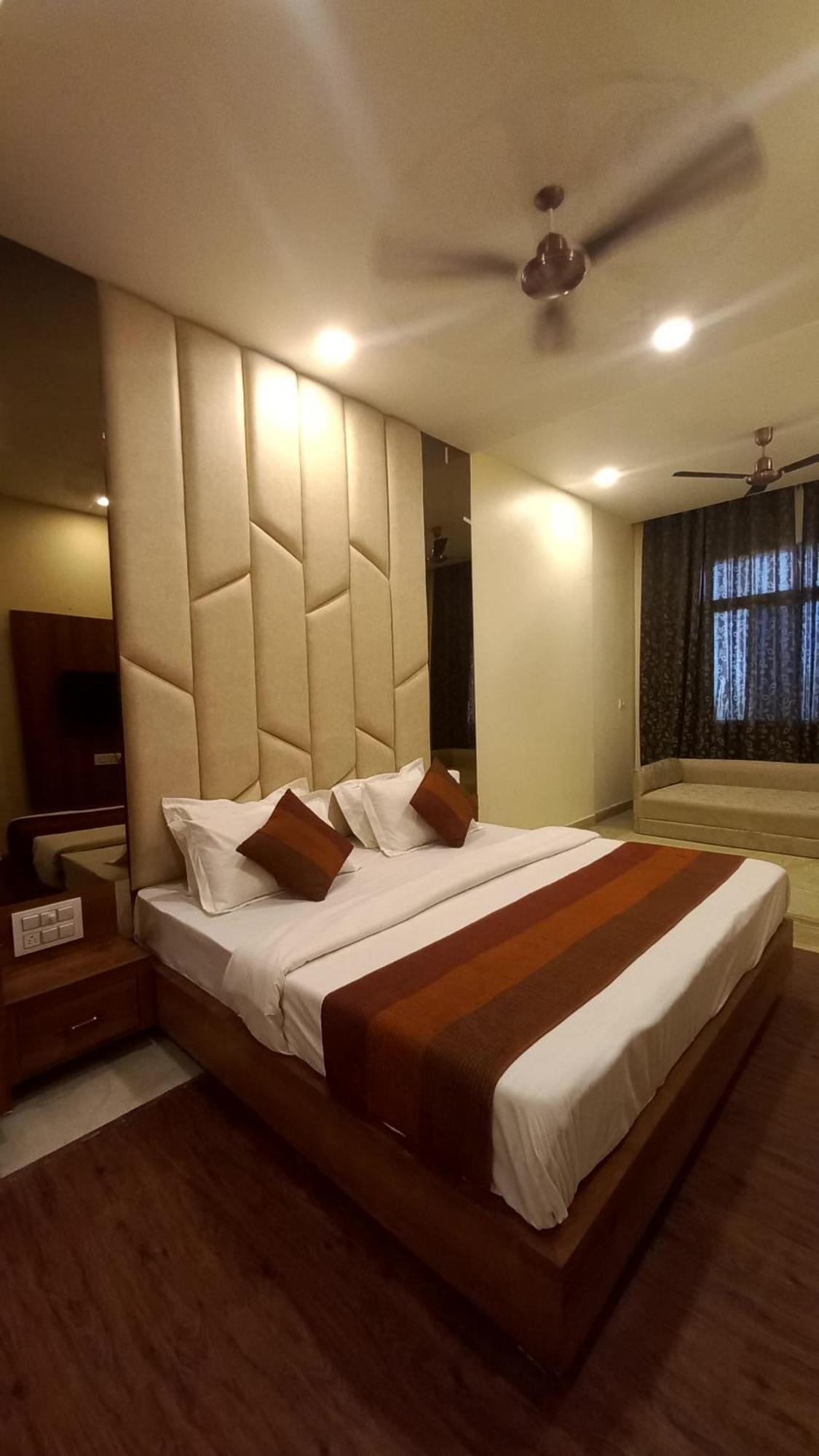 Hotel Indraprastha Jhalawar Luaran gambar